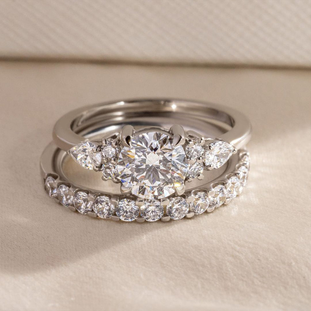 1.3 CT Round Brilliant Cut Diamond Moissanite Engagement Ring